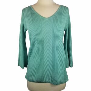 Light Mint Green V-Neck Knit Sweater. Sz S.